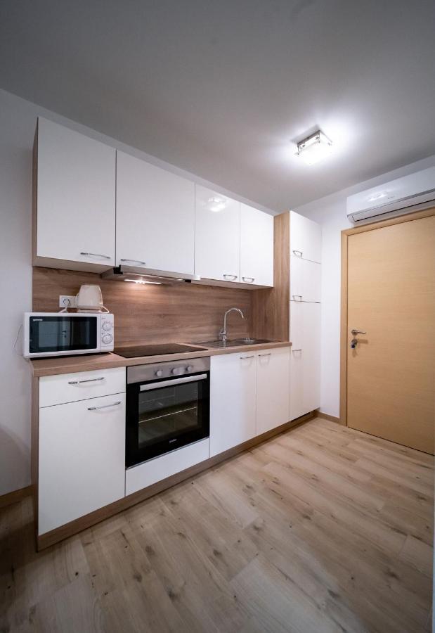 Apartments Arbis Lopar Luaran gambar