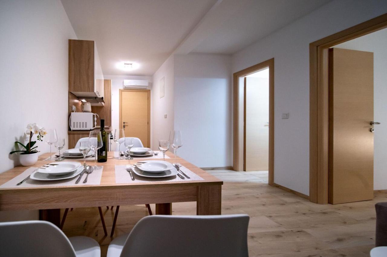 Apartments Arbis Lopar Luaran gambar