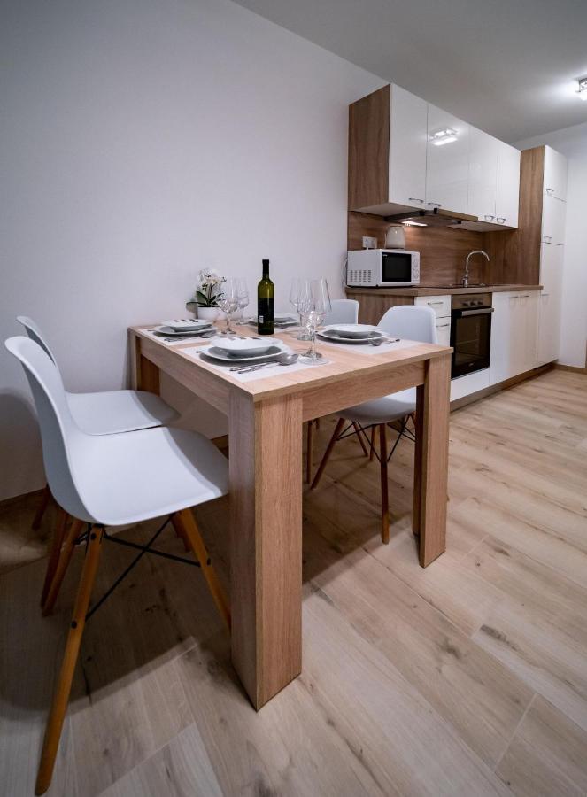 Apartments Arbis Lopar Luaran gambar