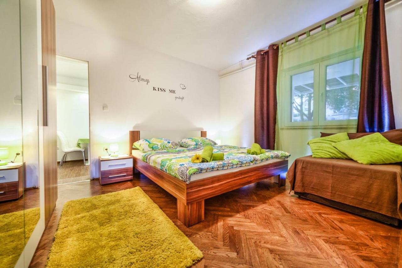 Apartments Arbis Lopar Luaran gambar